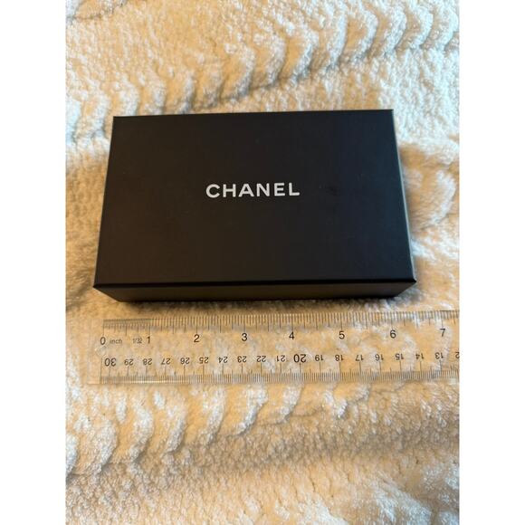 Chanel Classic Flap Card Holder 18B Red Quilted Caviar  Authentic New Chanel Burgundy Red Wallet Card Holder Rare Limited Edition
